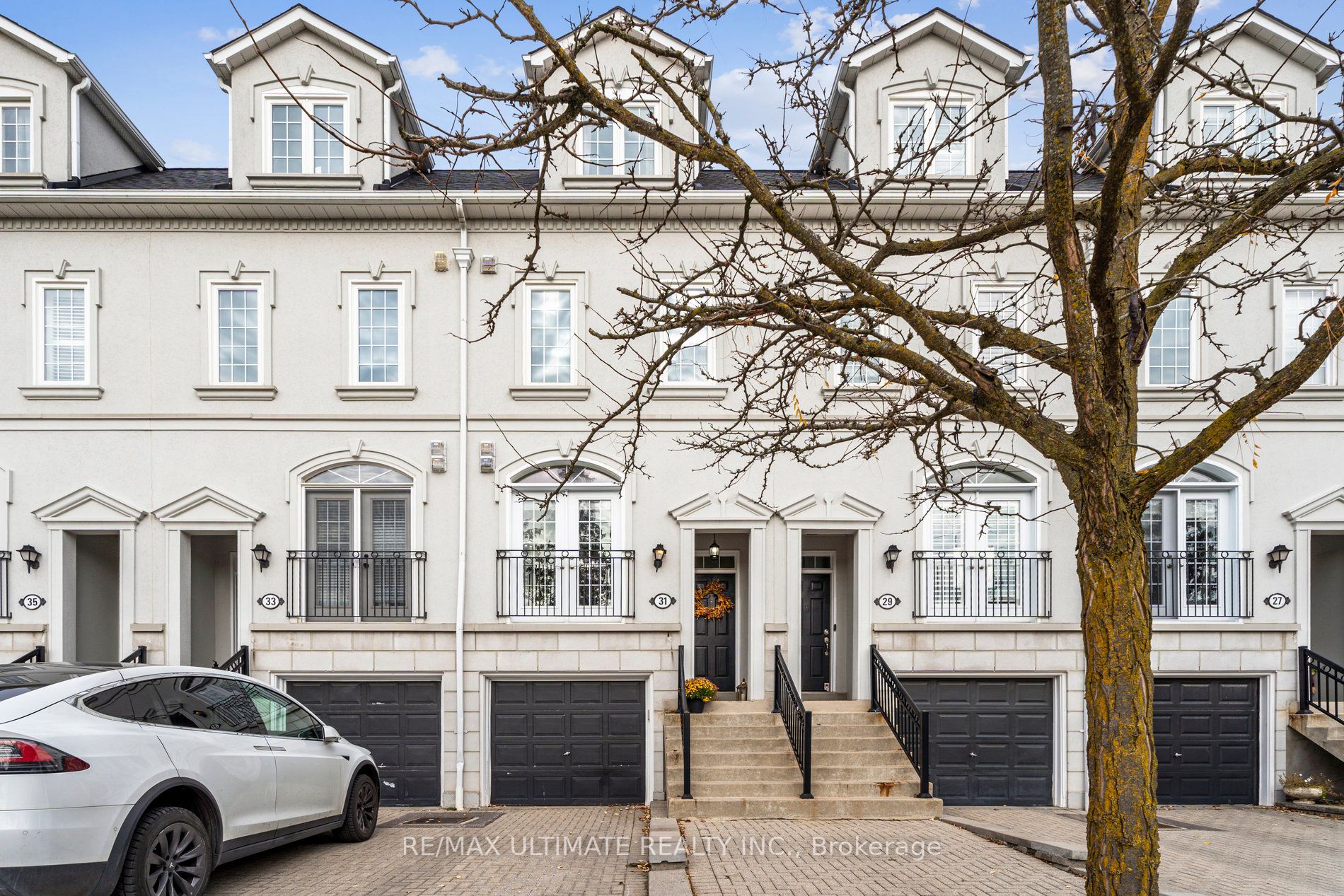 31 Benson Ave, For Sale in Richmond Hill Zoocasa