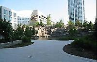 381 Front St W