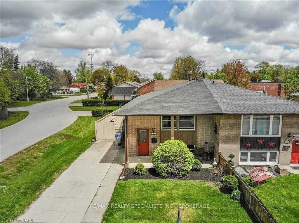 41 Mckellar St, Sold in Strathroy Caradoc Zoocasa