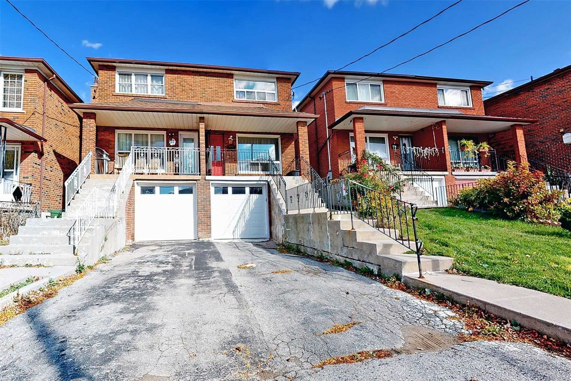 9 North Woodrow Blvd, Sold in Toronto Zoocasa