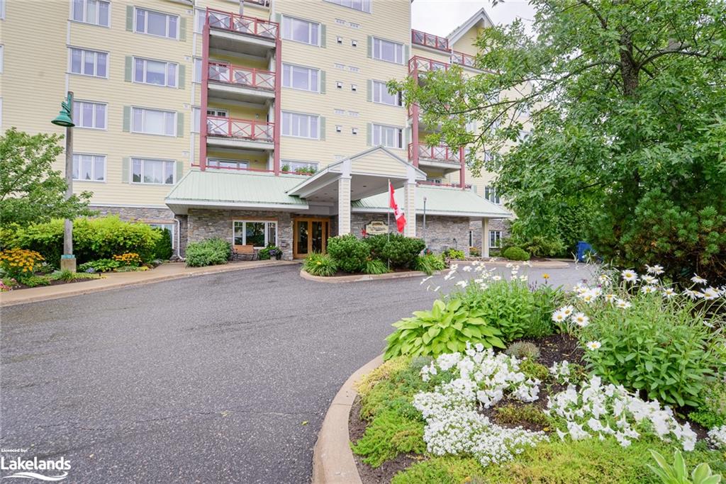 304 110 Steamship Bay Road, For Sale in Gravenhurst Zoocasa