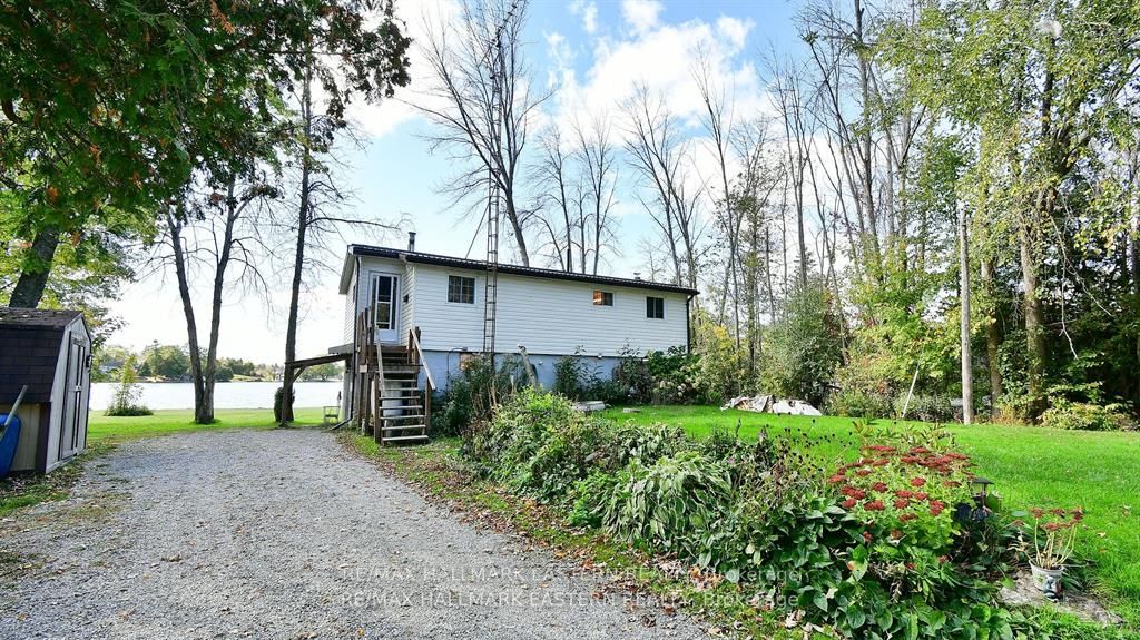 18 Dagwaggi Lane, For Sale in Curve Lake First Nation 35 Zoocasa