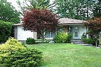 66 Threadneedle Cres