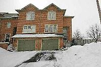 1 Larissa Crt