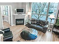 # 211 928 Richards St