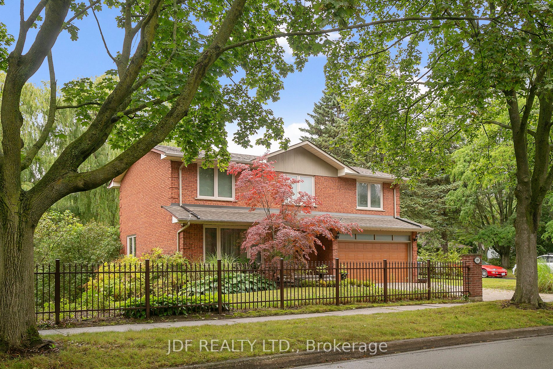 1099 Caldwell Ave, Sold in Mississauga Zoocasa