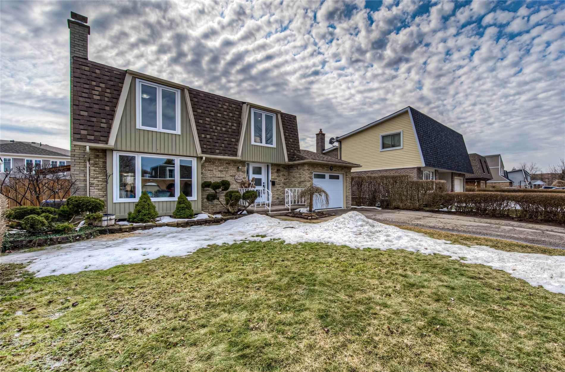 71 Manor Dr, Sold in Kitchener Zoocasa