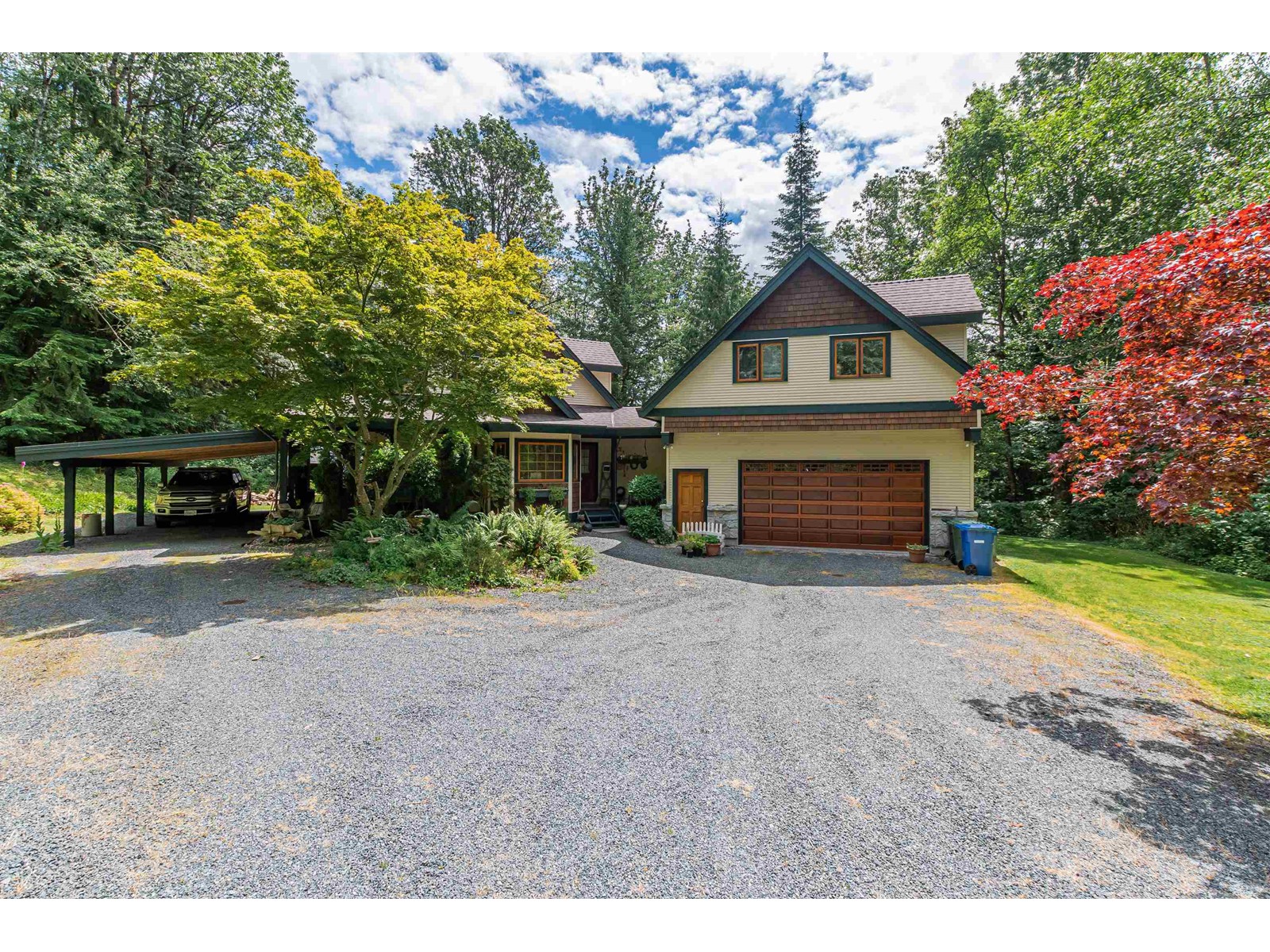 5024 Mathers Way, For Sale in Abbotsford Zoocasa