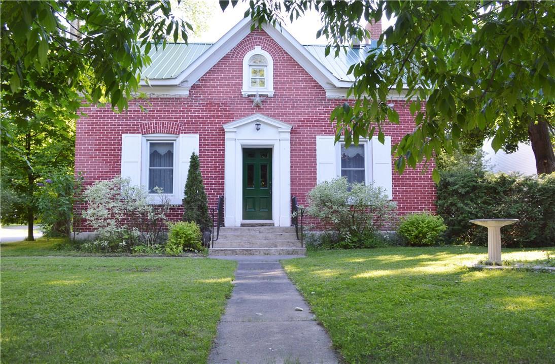 580 Raglan Street South, Renfrew (1147191) Zoocasa