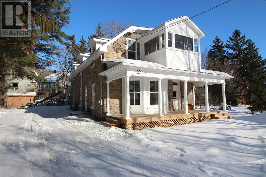 22 Hanes Street, Huntsville (166689) Zoocasa