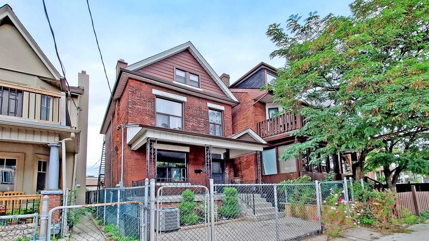 552 Lansdowne Ave, Sold in Toronto Zoocasa