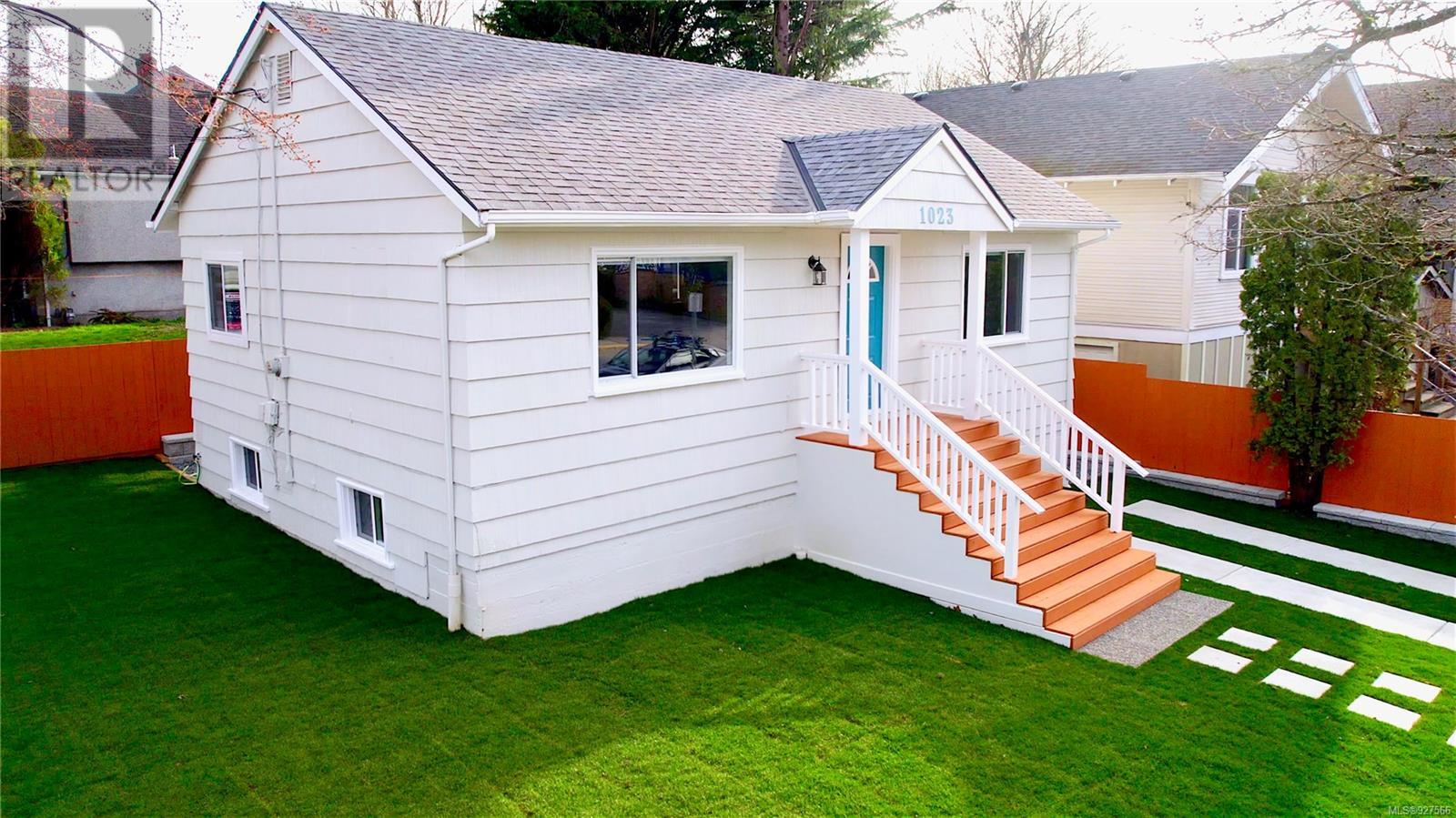 1023 Tolmie Ave, For Sale in Victoria Zoocasa