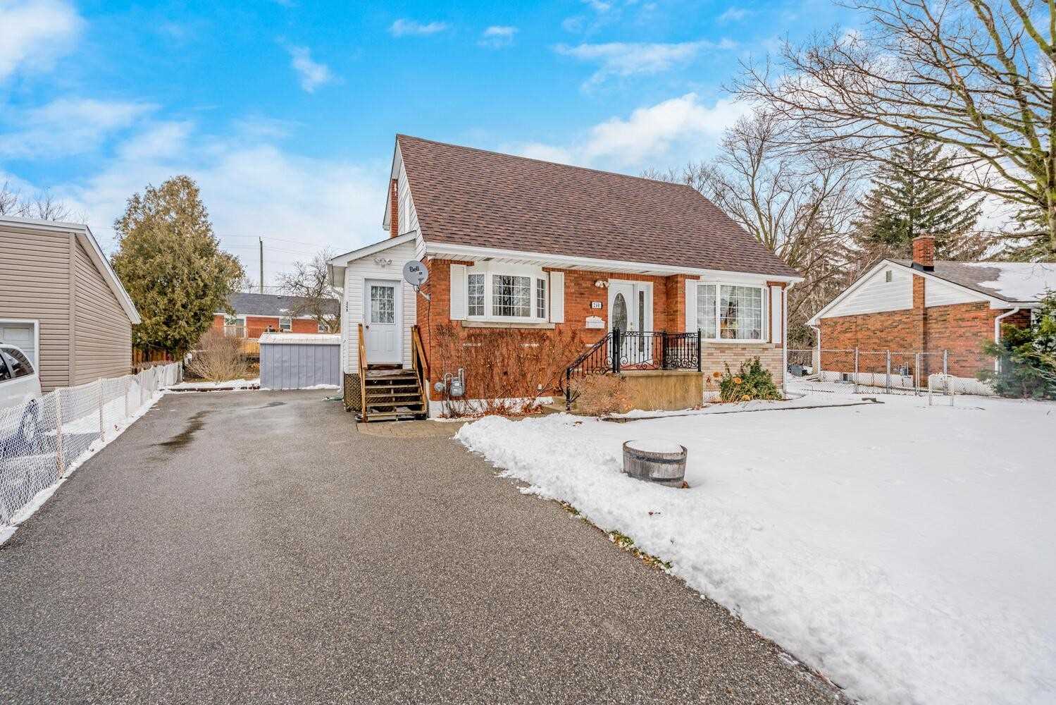 240 Elmore Dr, Inactive in Acton Zoocasa