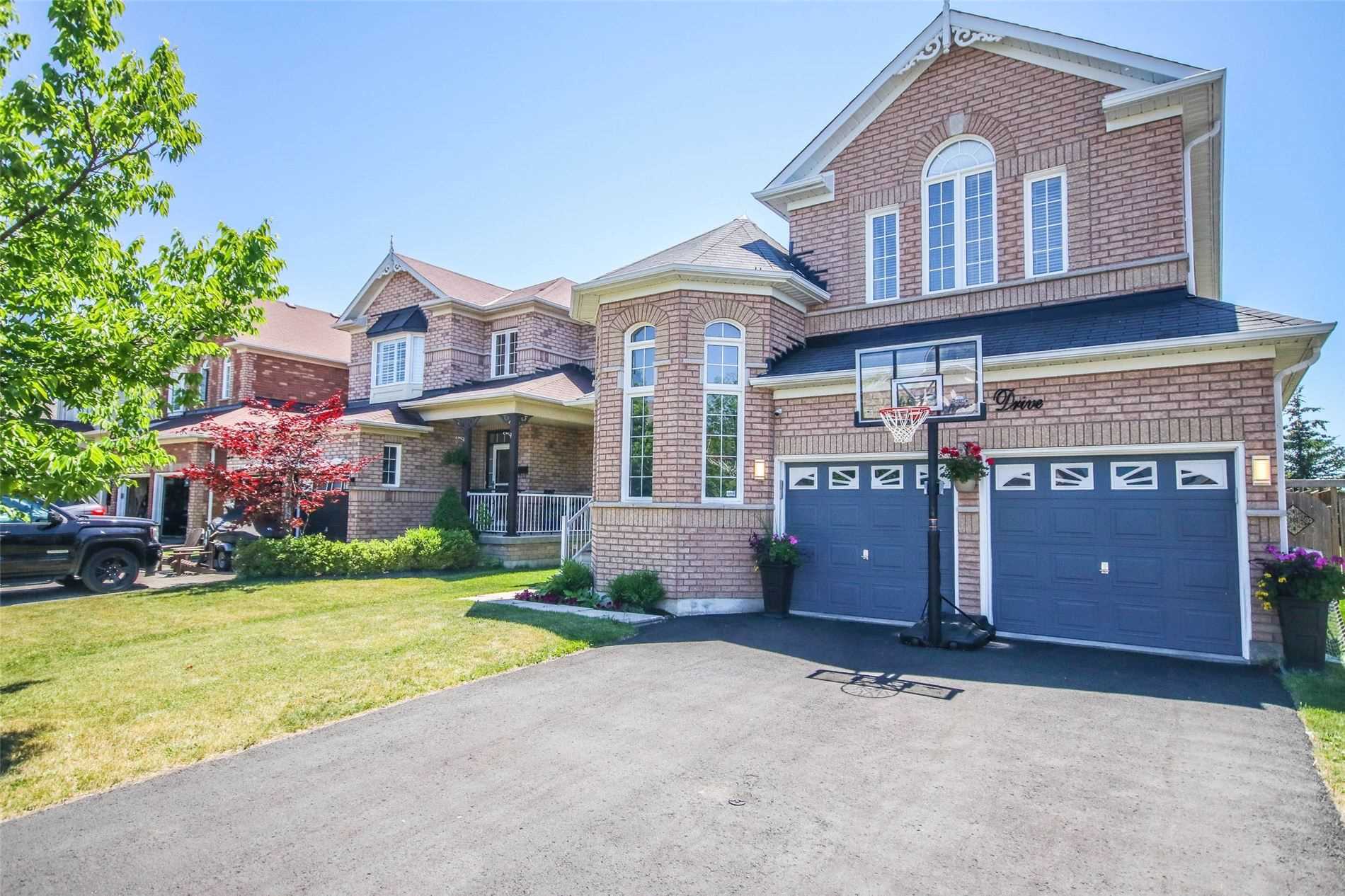 46 Penhurst Dr, Sold in Whitby Zoocasa