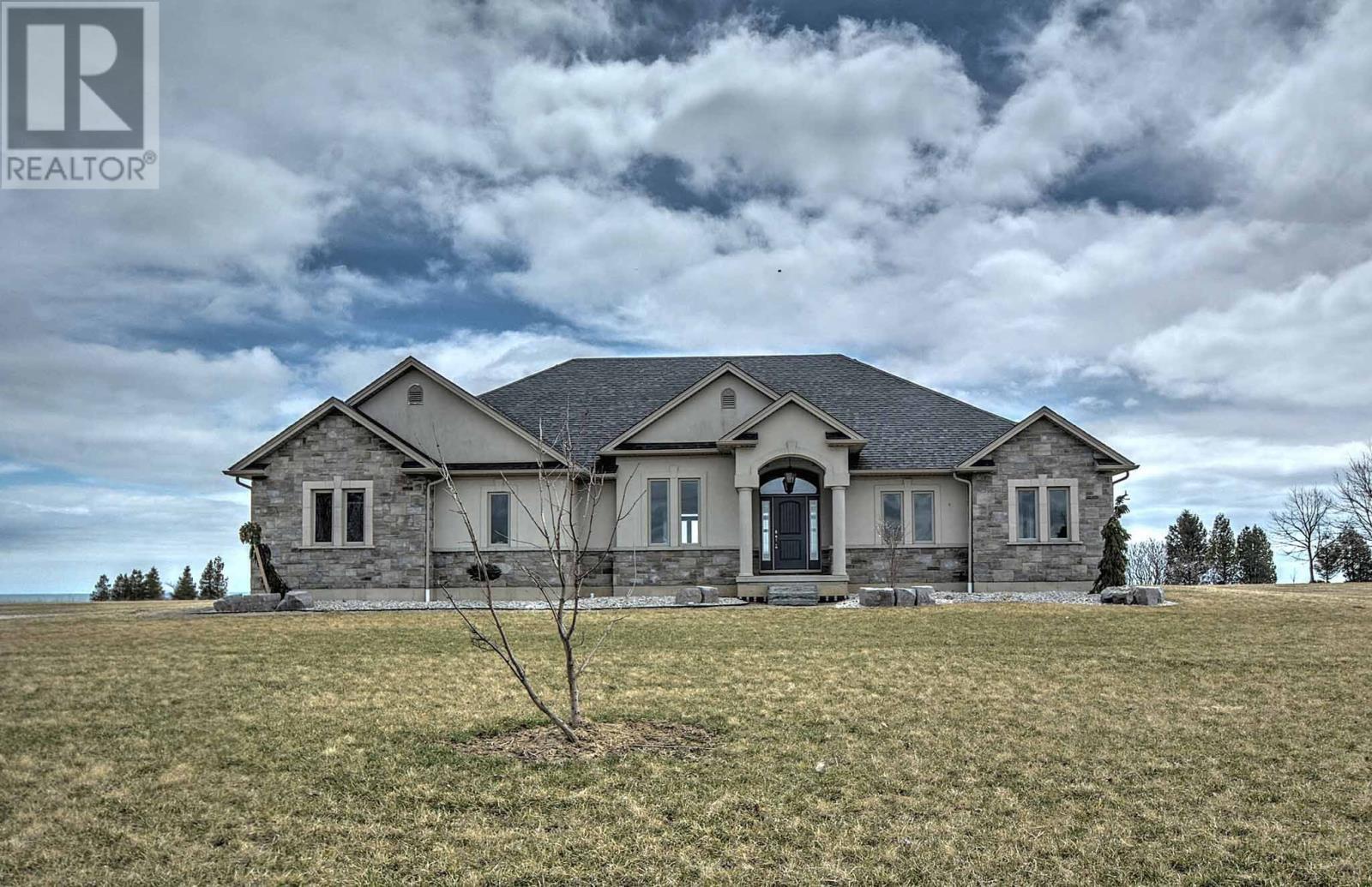 5084 Talbot Trail, Chatham Kent Sold for XXX,XXX Zoocasa