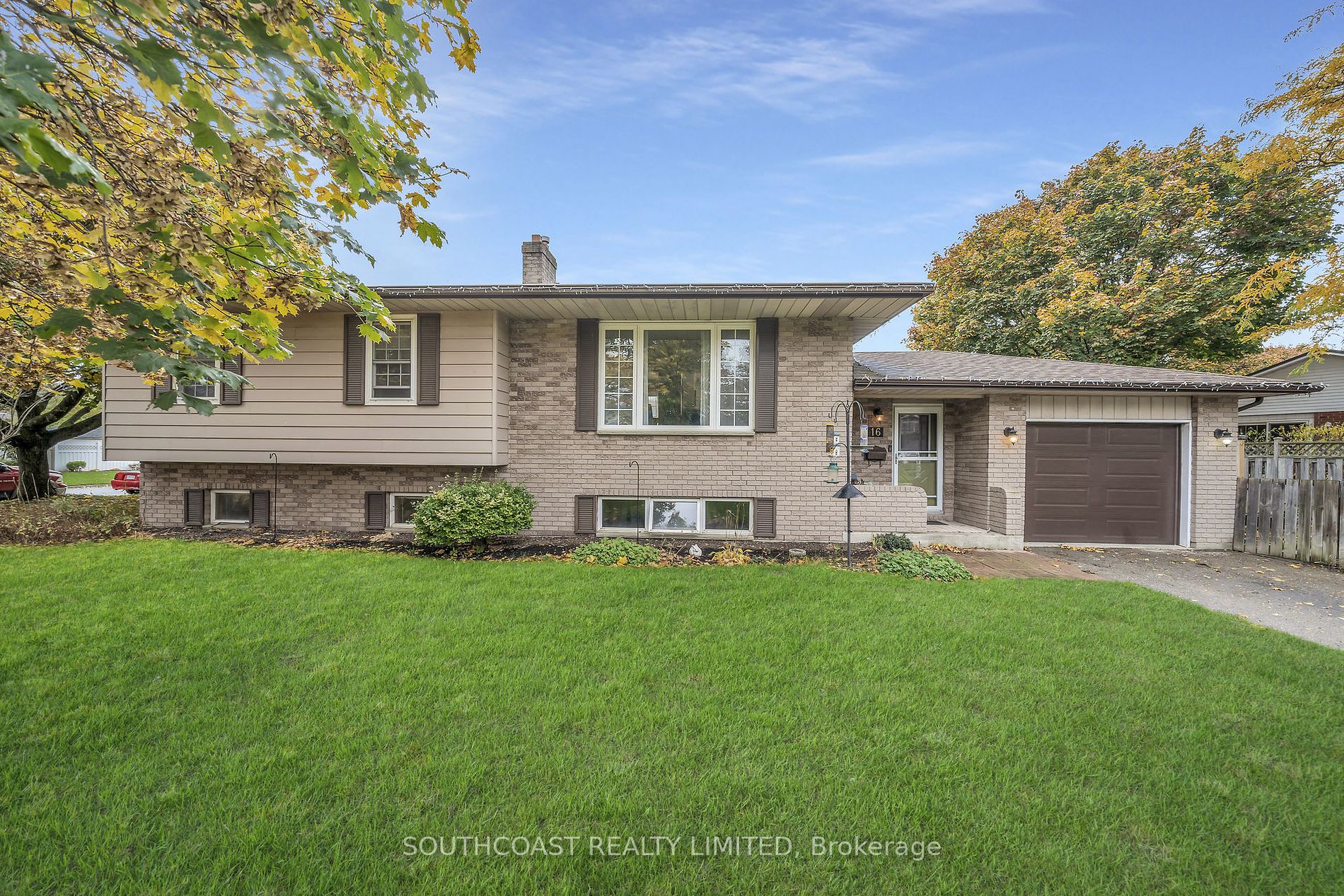16 Thomson Rd, Sold in Simcoe Zoocasa