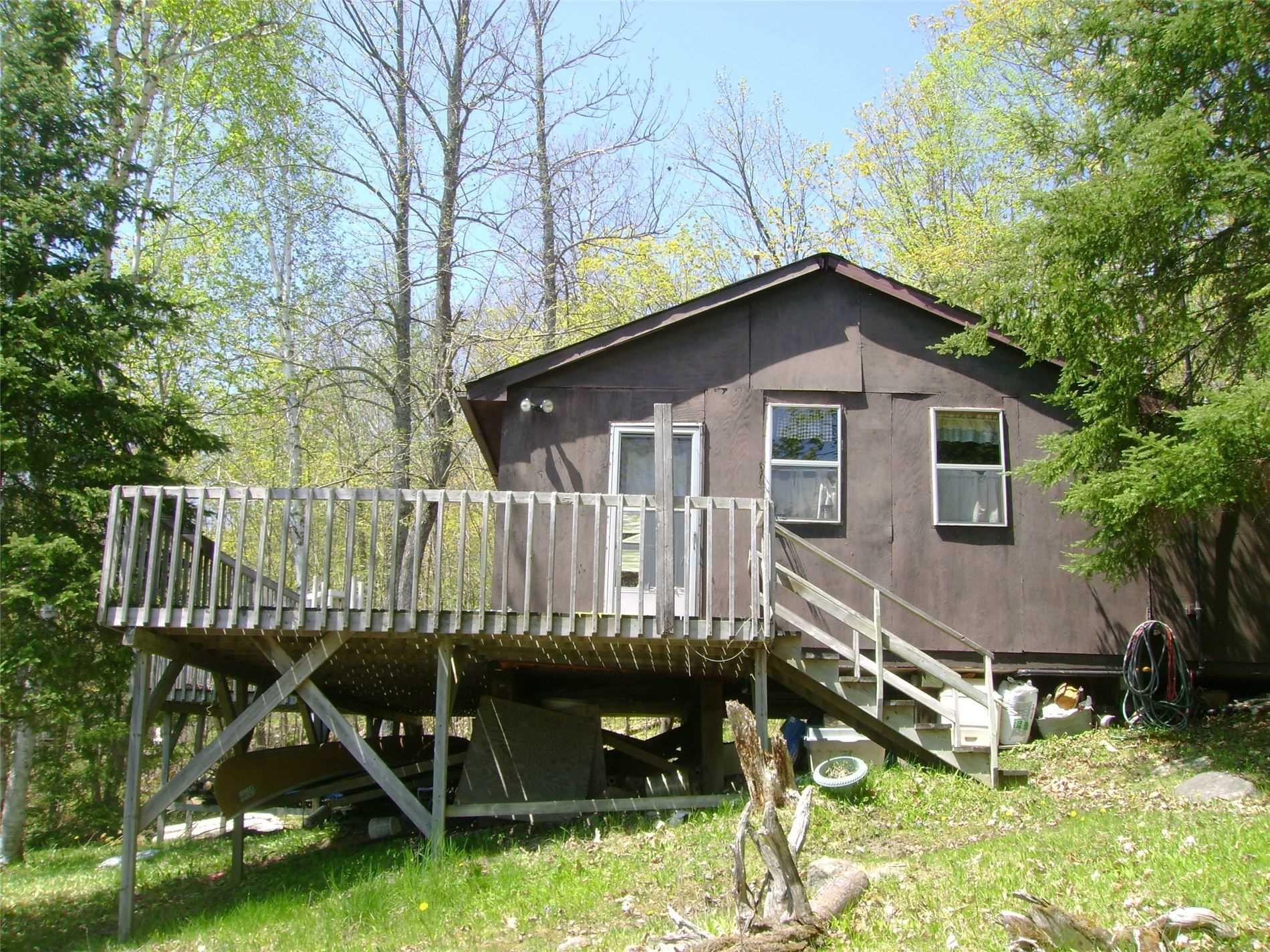 562 Toad Lake, Terminated in Parry Sound, Centre Part