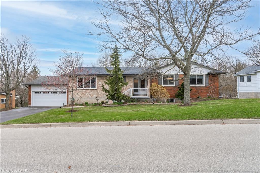 88 Mitchell St, Inactive in Ayr eXp Realty