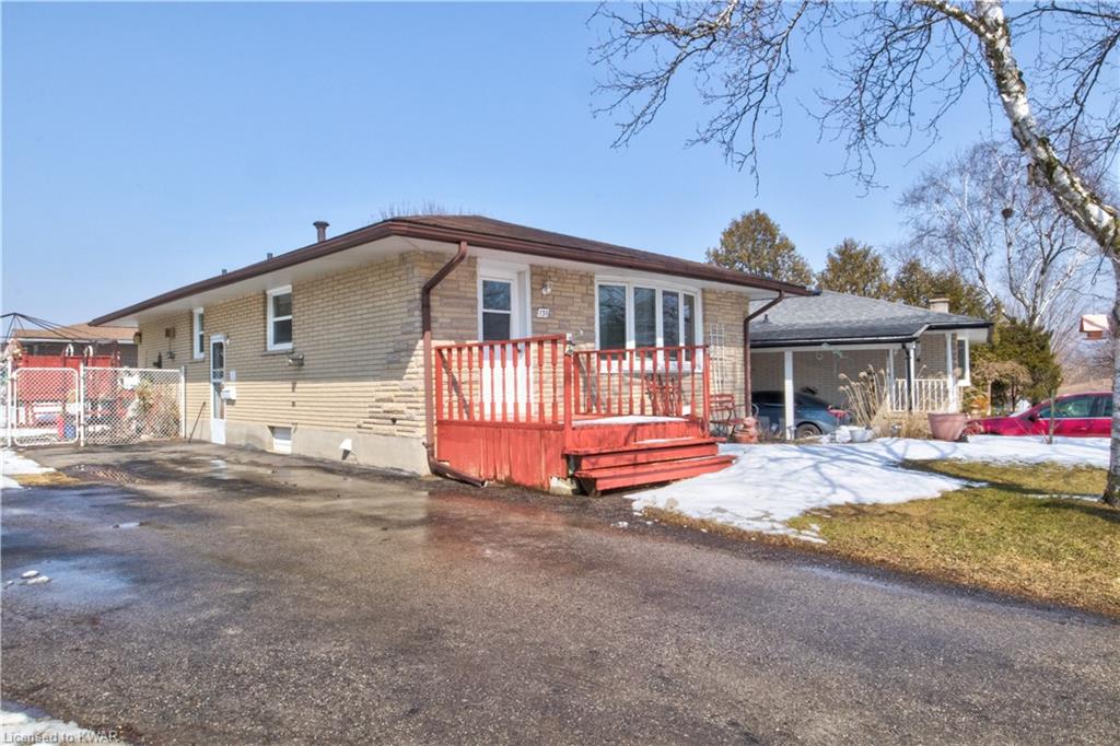 131 Pinedale Drive, Inactive in Kitchener Zoocasa