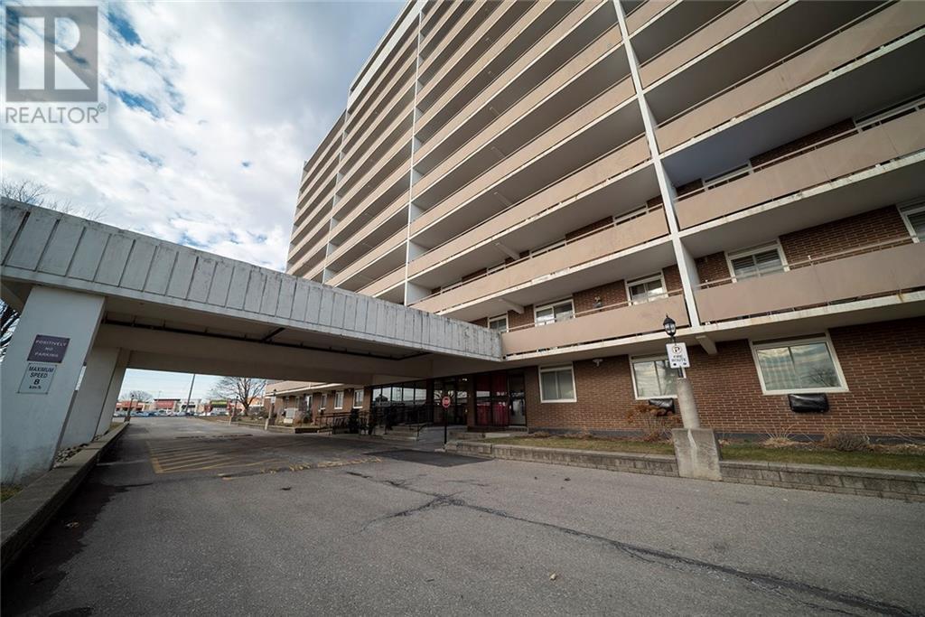 640 301 640 West Street, Brantford (30806965) Zoocasa