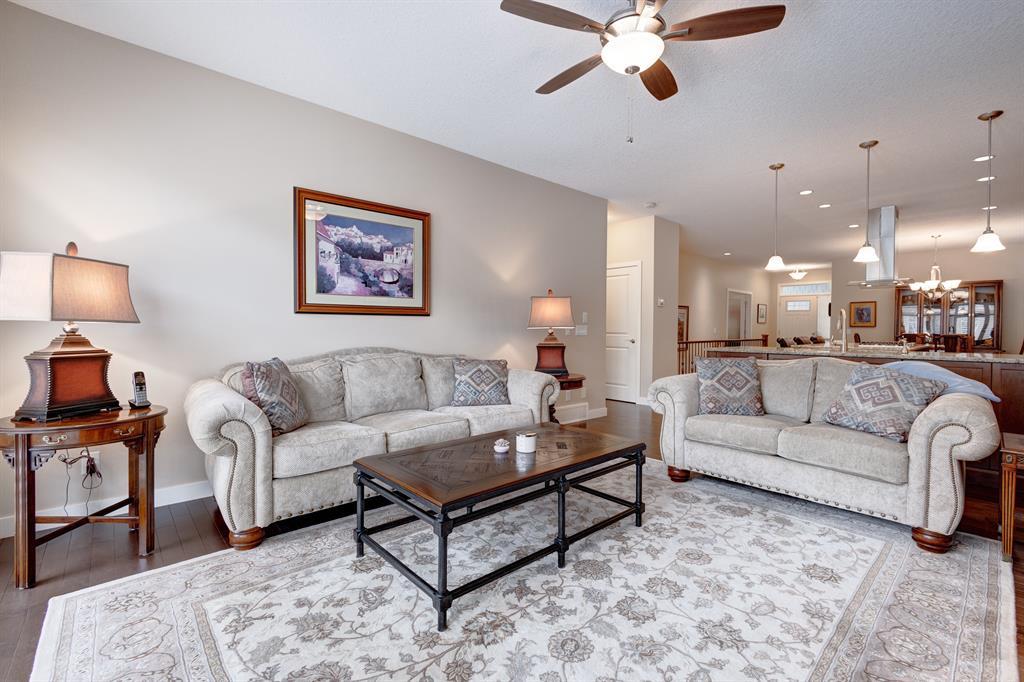 33 Riviera Way, For Sale in Cochrane Zoocasa