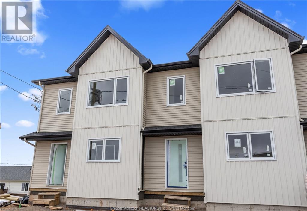 191 Ernest, For Sale in Dieppe Zoocasa