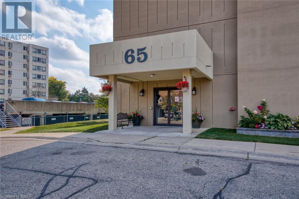 65 Highland Crescent Unit 403, Kitchener (40027344) Zoocasa