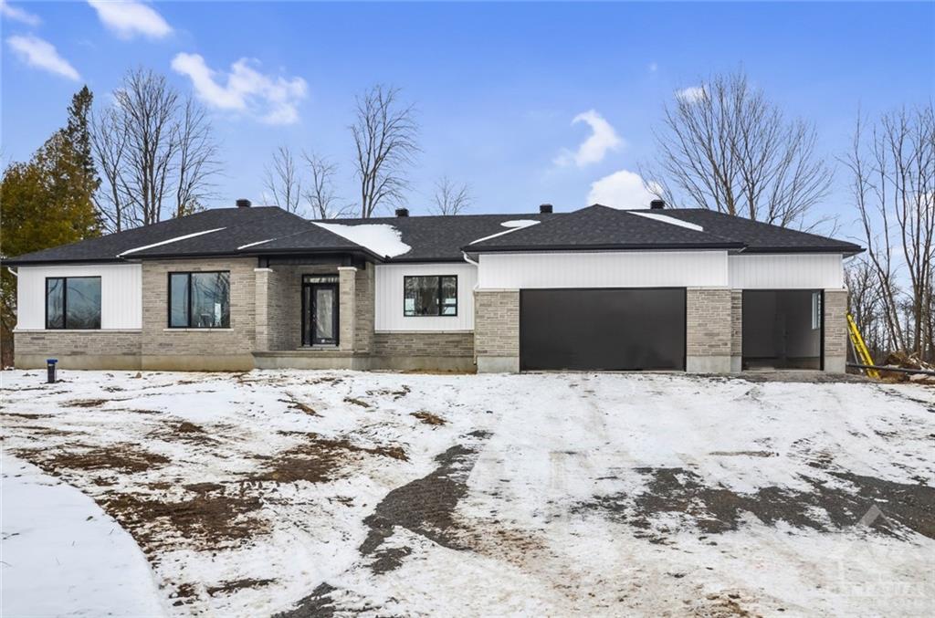 1718 Metcalfe Farm Drive, For Sale in Ottawa Zoocasa