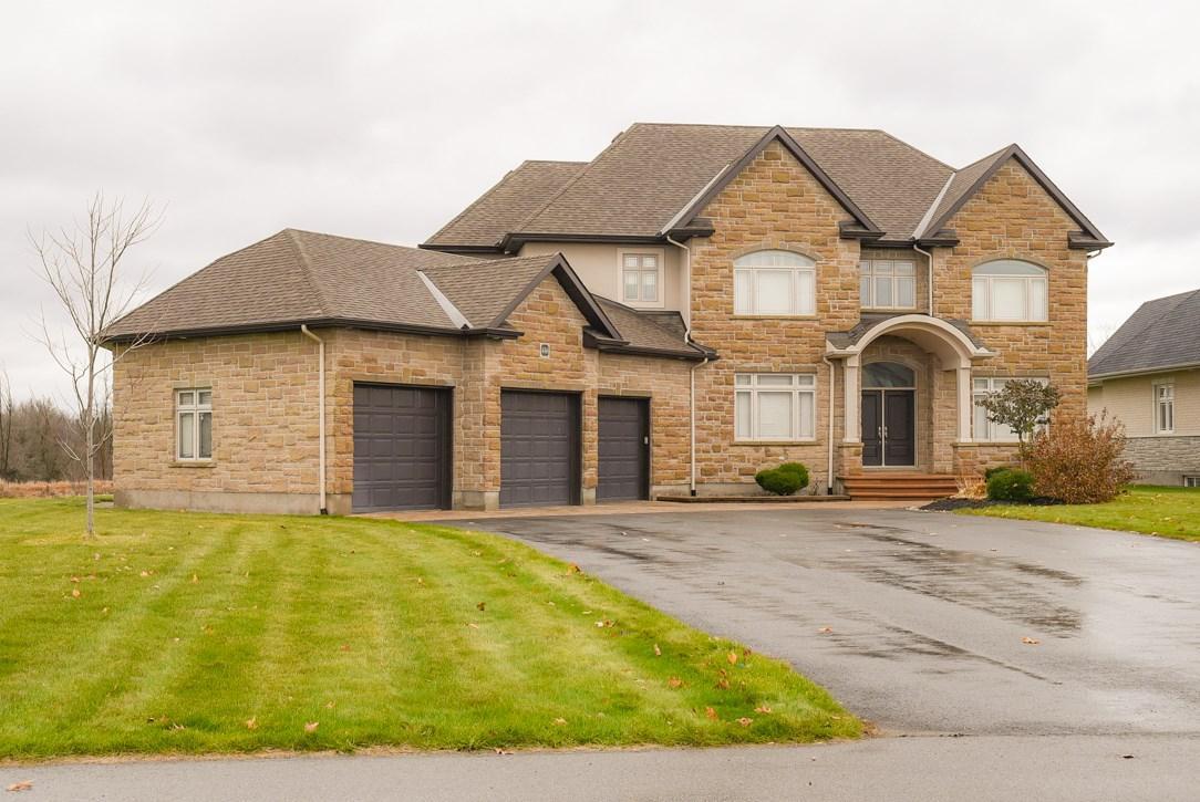 458 Lockmaster Crescent, Manotick (1085348) Zoocasa