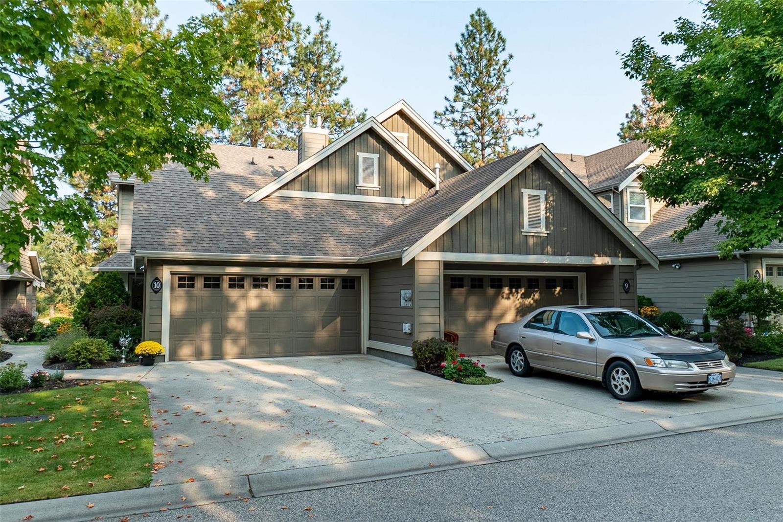 10 3950 Gallaghers Boulevard, S, For Sale in Kelowna Zoocasa