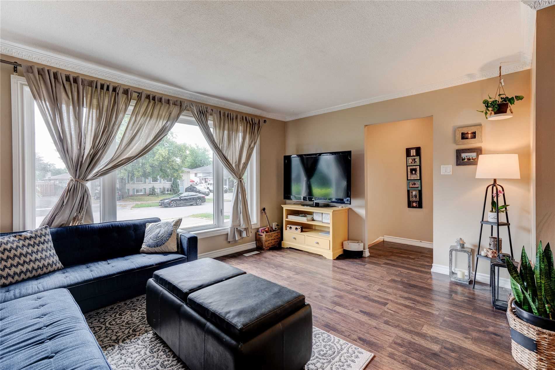41 Mccraney St, Sold in Oakville Zoocasa