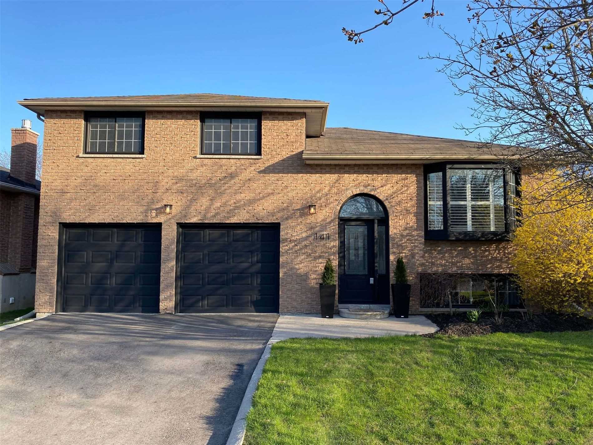 141 Crown Cres, Sold in Bradford West Gwillimbury Zoocasa