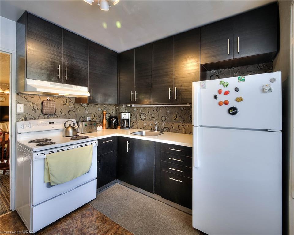 32 160 Jansen Avenue, For Sale in Kitchener Zoocasa