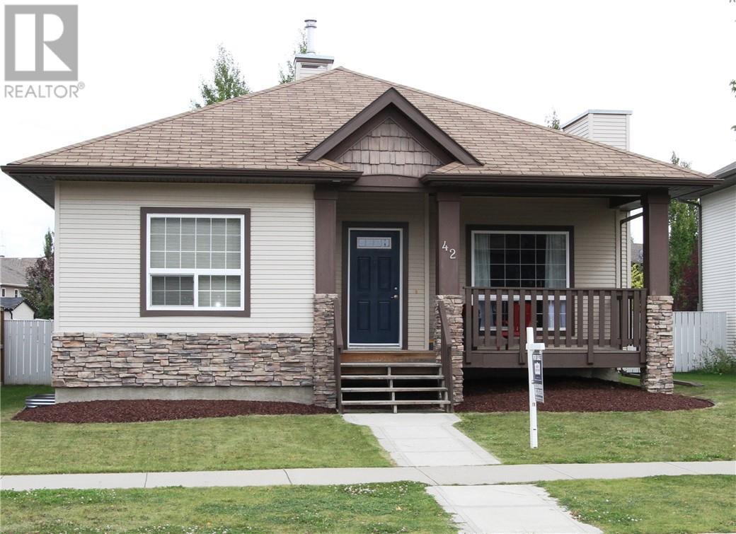 42 Inglewood Drive, Red Deer (CA0178131) Zoocasa