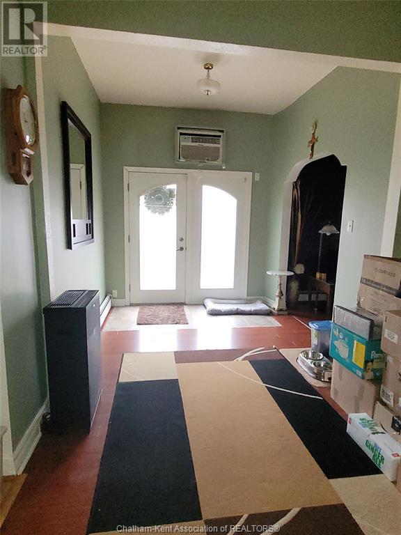 944 James Street, For Sale in Chatham Kent Zoocasa