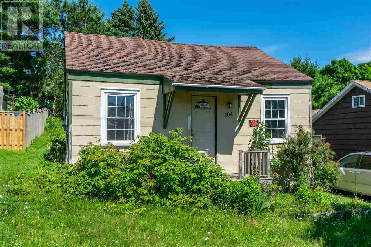 104 Union Street, Pictou (202015448) Zoocasa