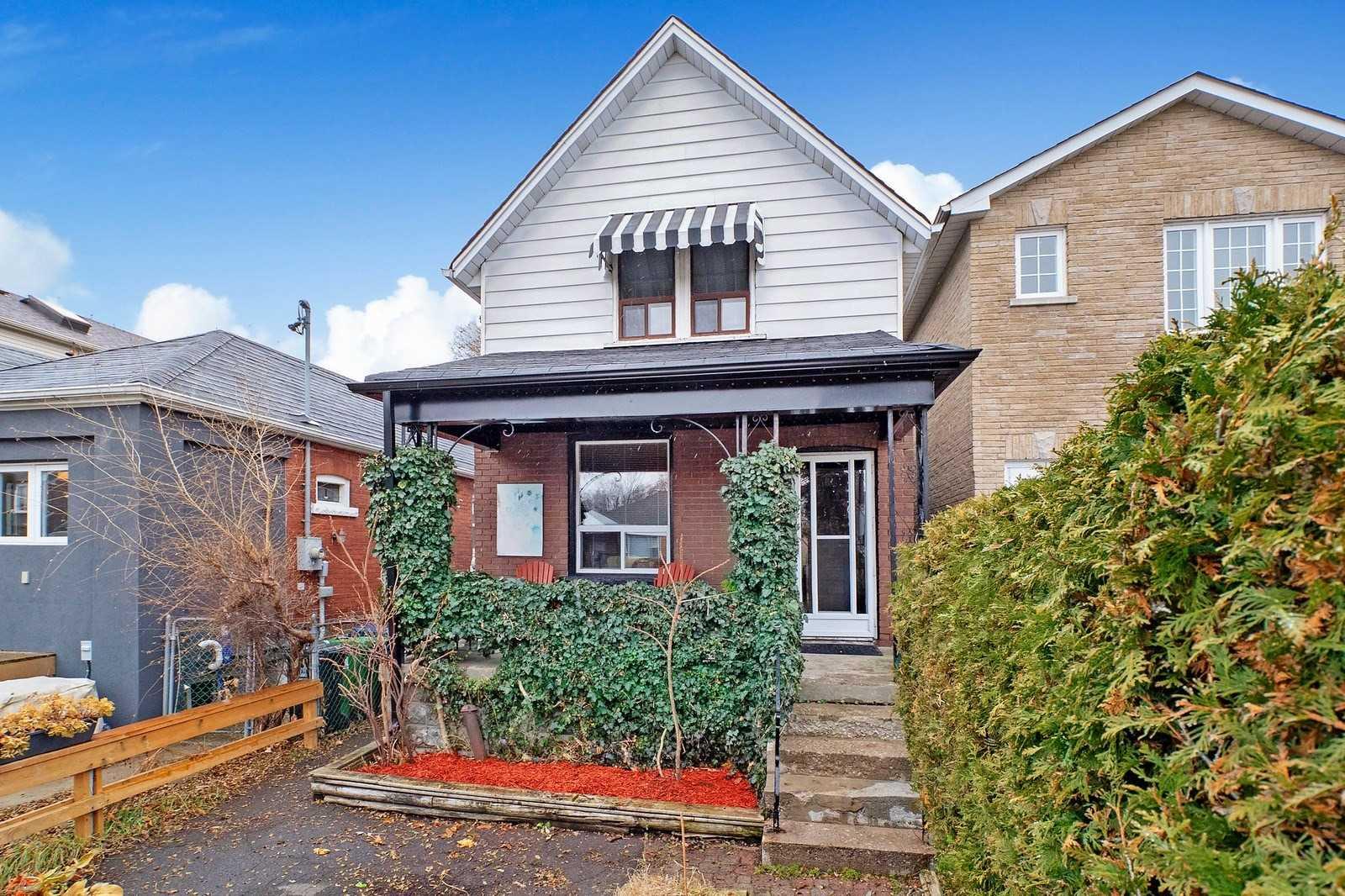 318 Chisholm Ave, Sold in Toronto Zoocasa