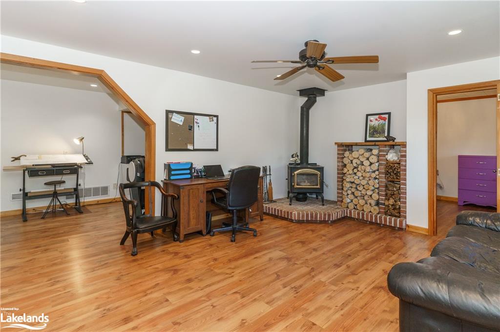 1229 Walkers Point Road, Inactive in Muskoka Lakes Zoocasa